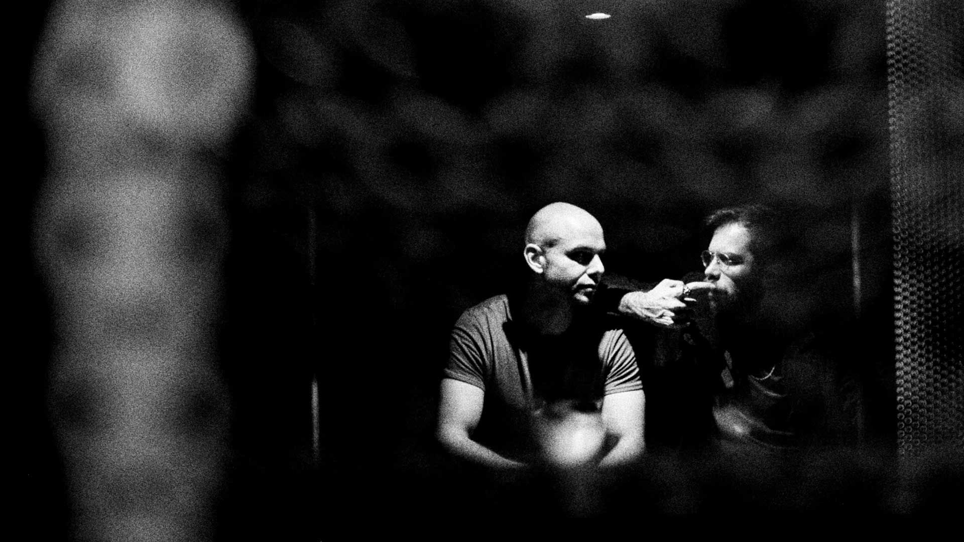 LALALAR: Electric traditions, broken futures